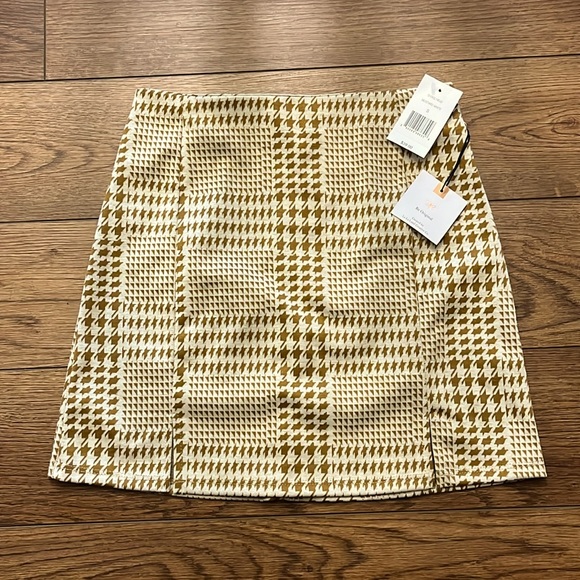 Originality Women’s mini skirt NWT - Picture 1 of 9
